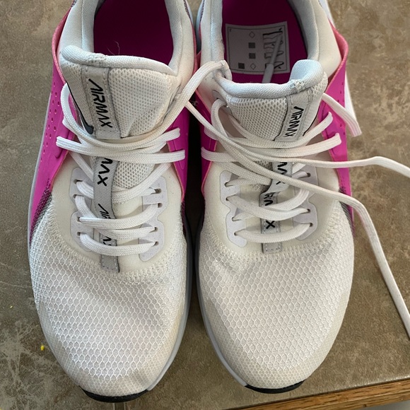 Nike Air Max - Picture 2 of 4